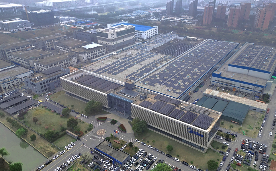 美的光伏苏州伏屏720.96kW漫衍式光伏发电项目并网乐成